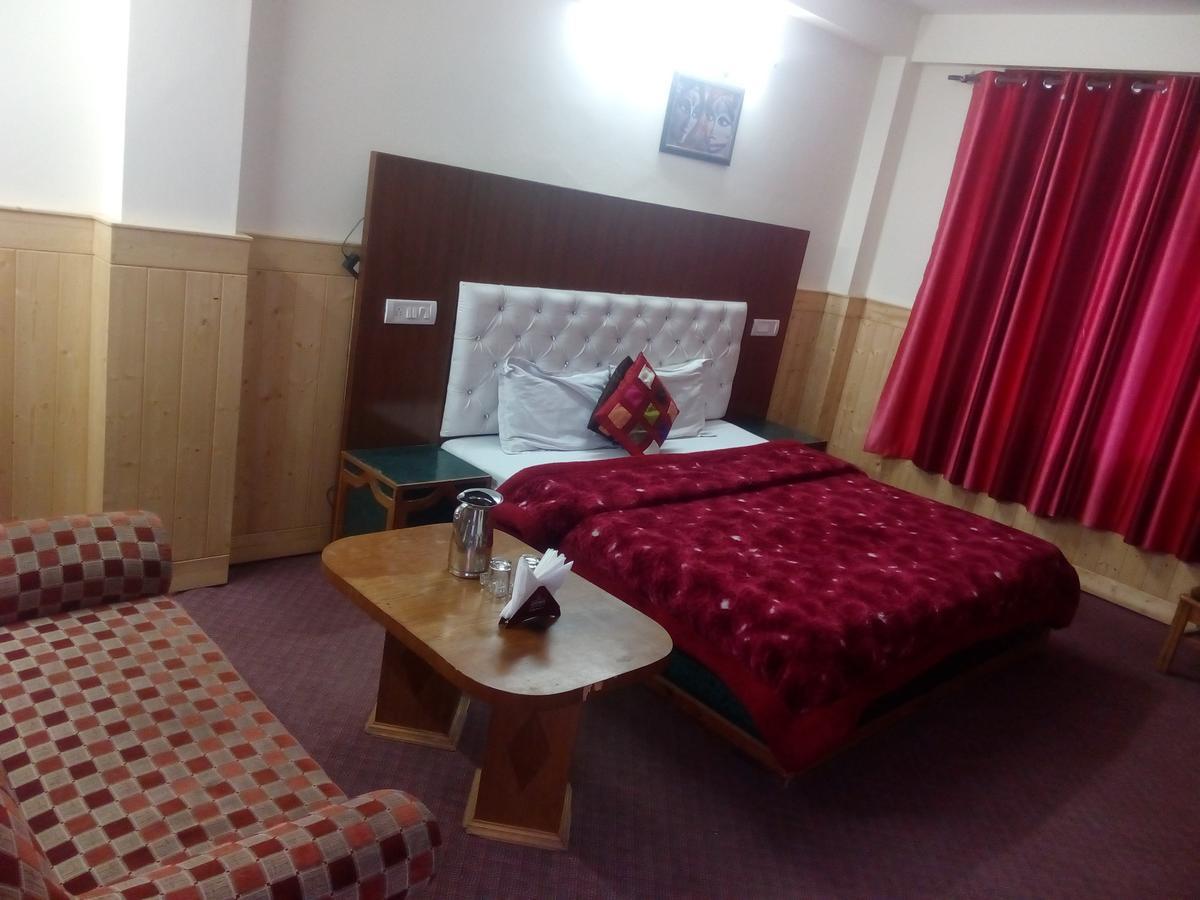Gautam Hotel & Cottage Manāli Esterno foto