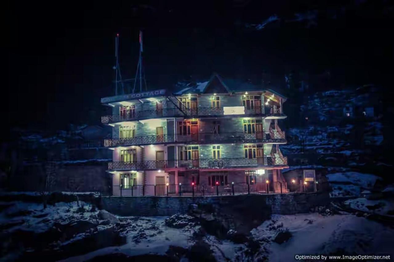 Gautam Hotel & Cottage Manāli Esterno foto